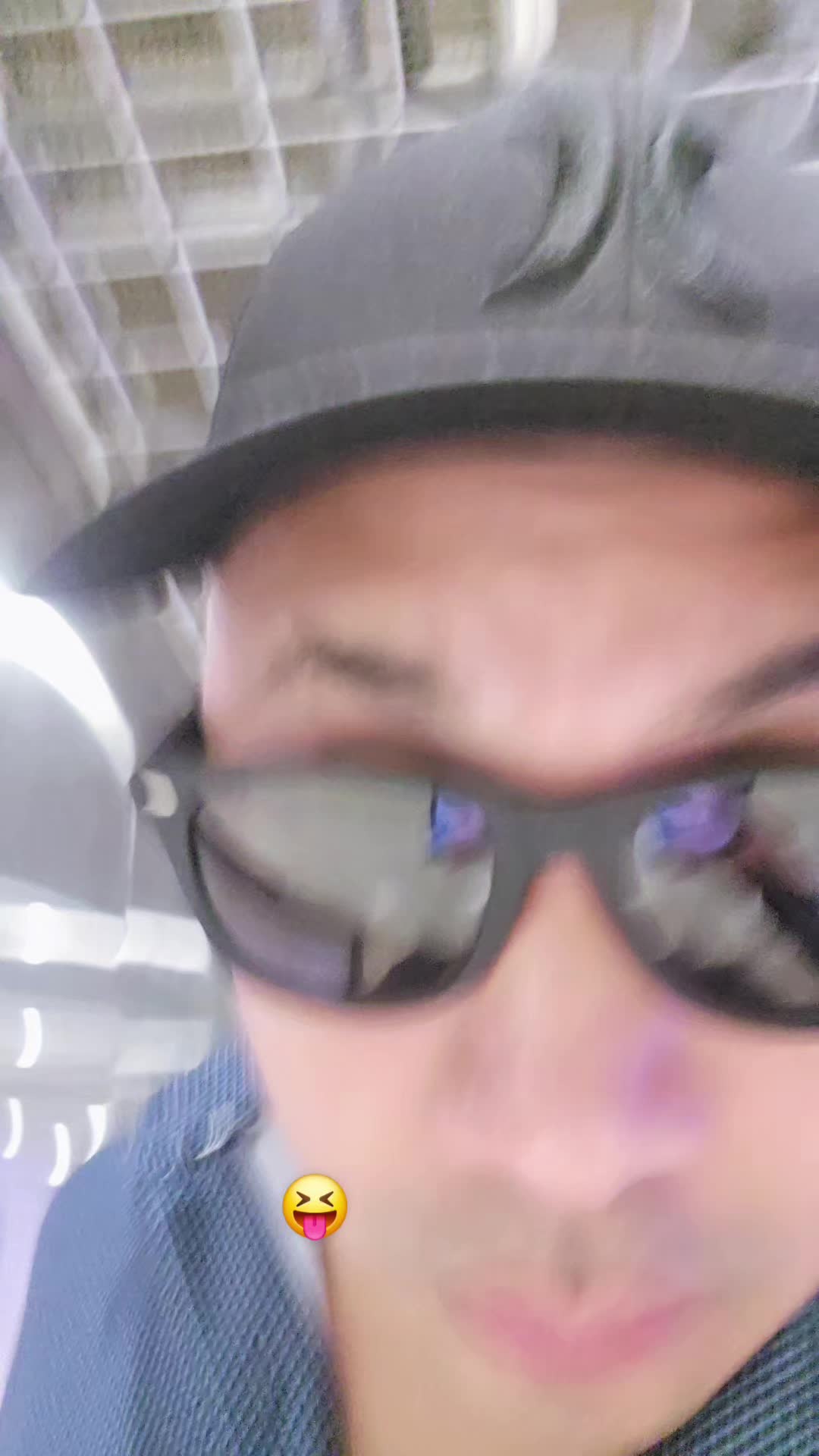 @3lbellodurmiente
