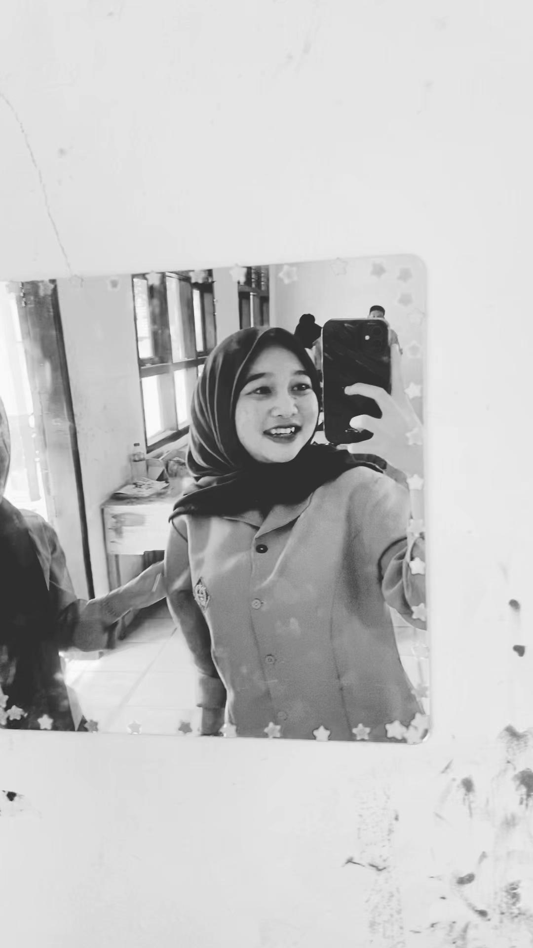 @melatiii020326.