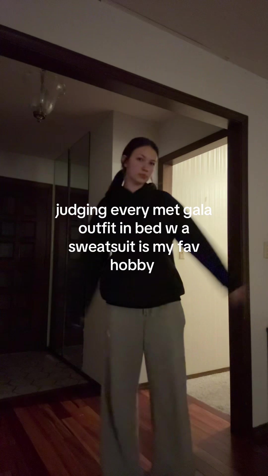 @๐๐ v