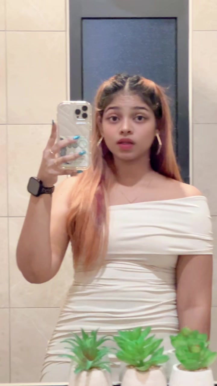 @Jenishaa._