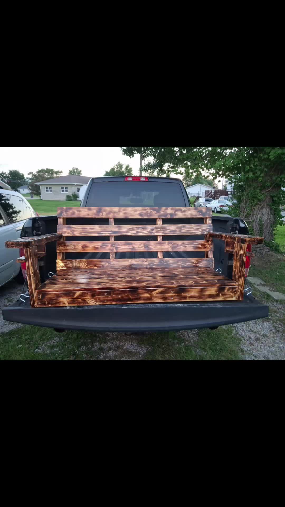@Jason Woodworker/Artist