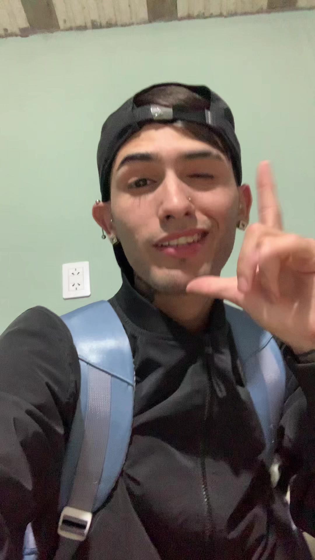 @AxelRobledo