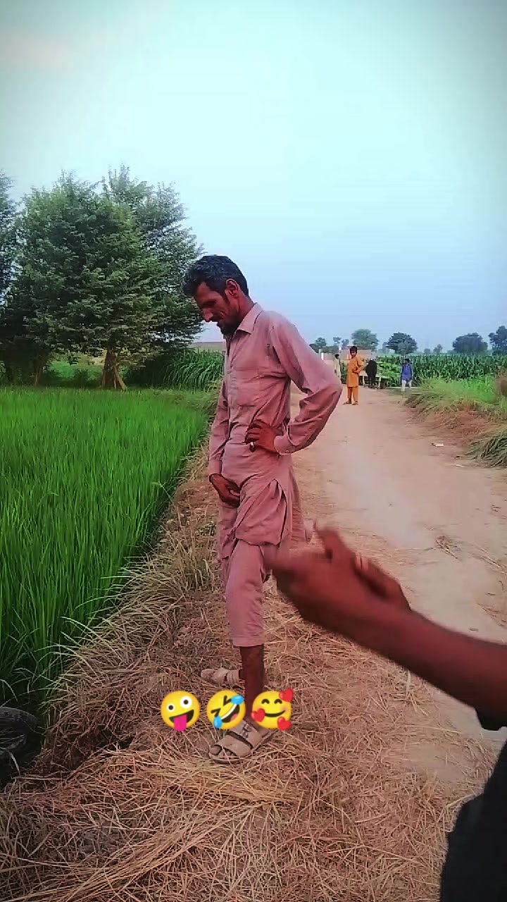 @Zeeshanali