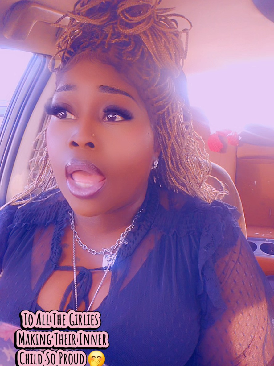 @RegalEssenceQueenTv