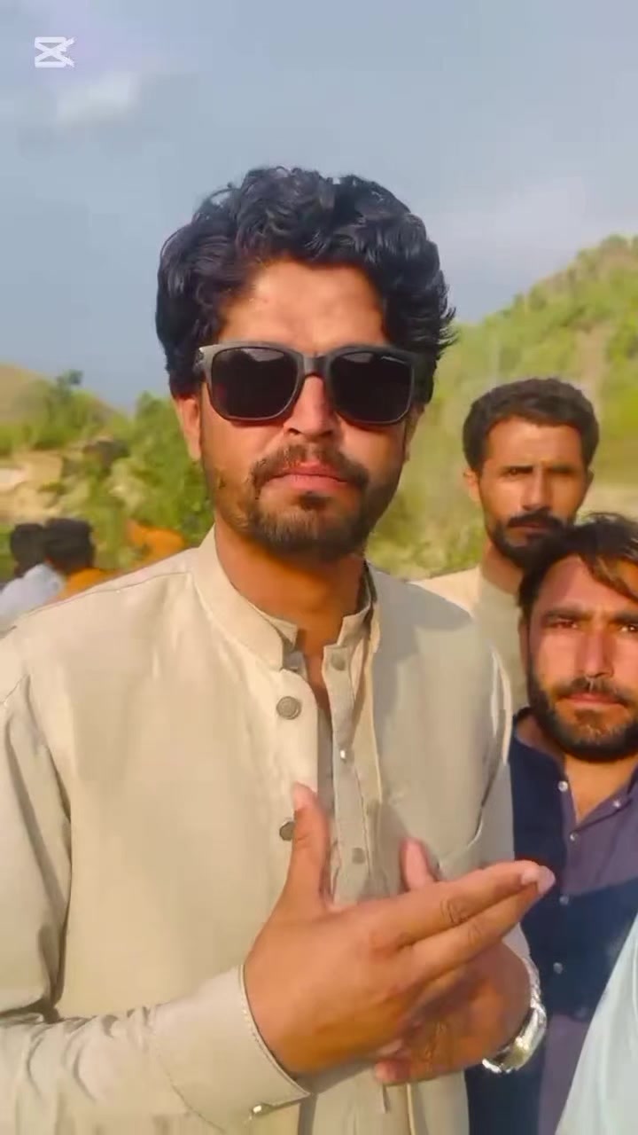 @Baroz Khan Rzk