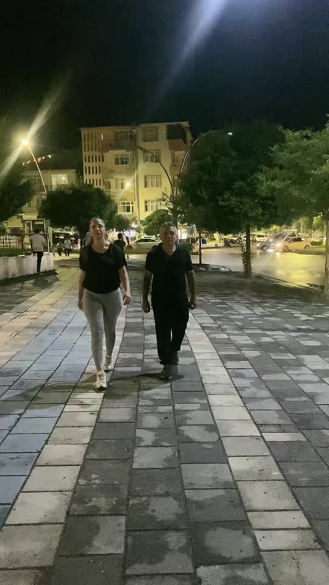 @ELİF AKYÜZ ✅