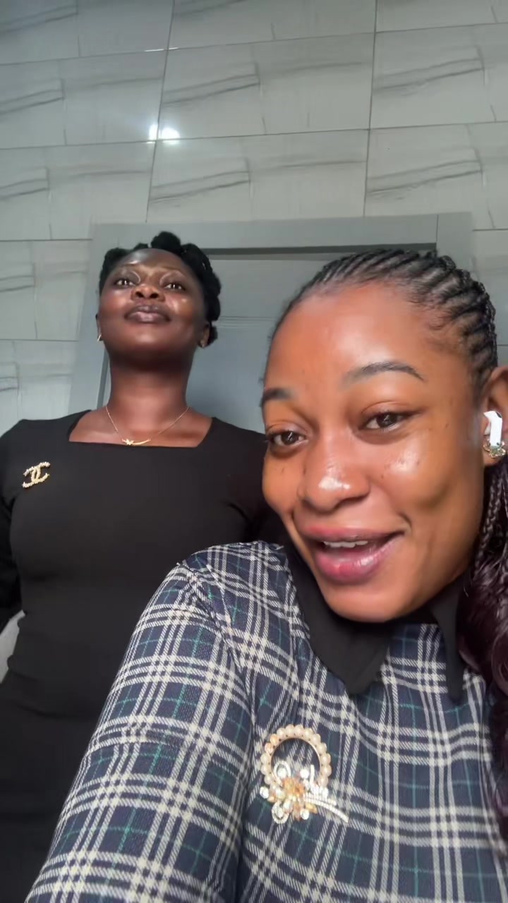 @ROBERTA ADJEIBEA🤎