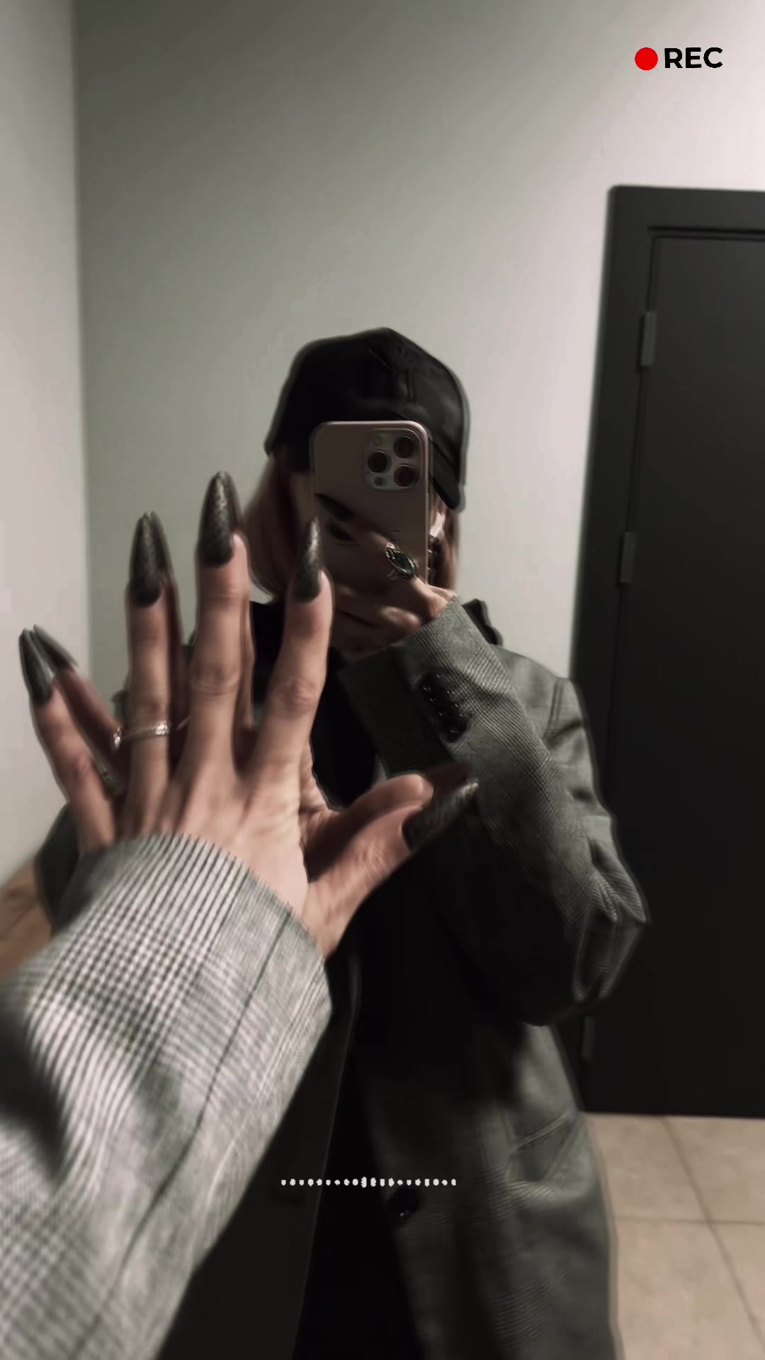 @Kiss🕶🫦🚬Fake Love