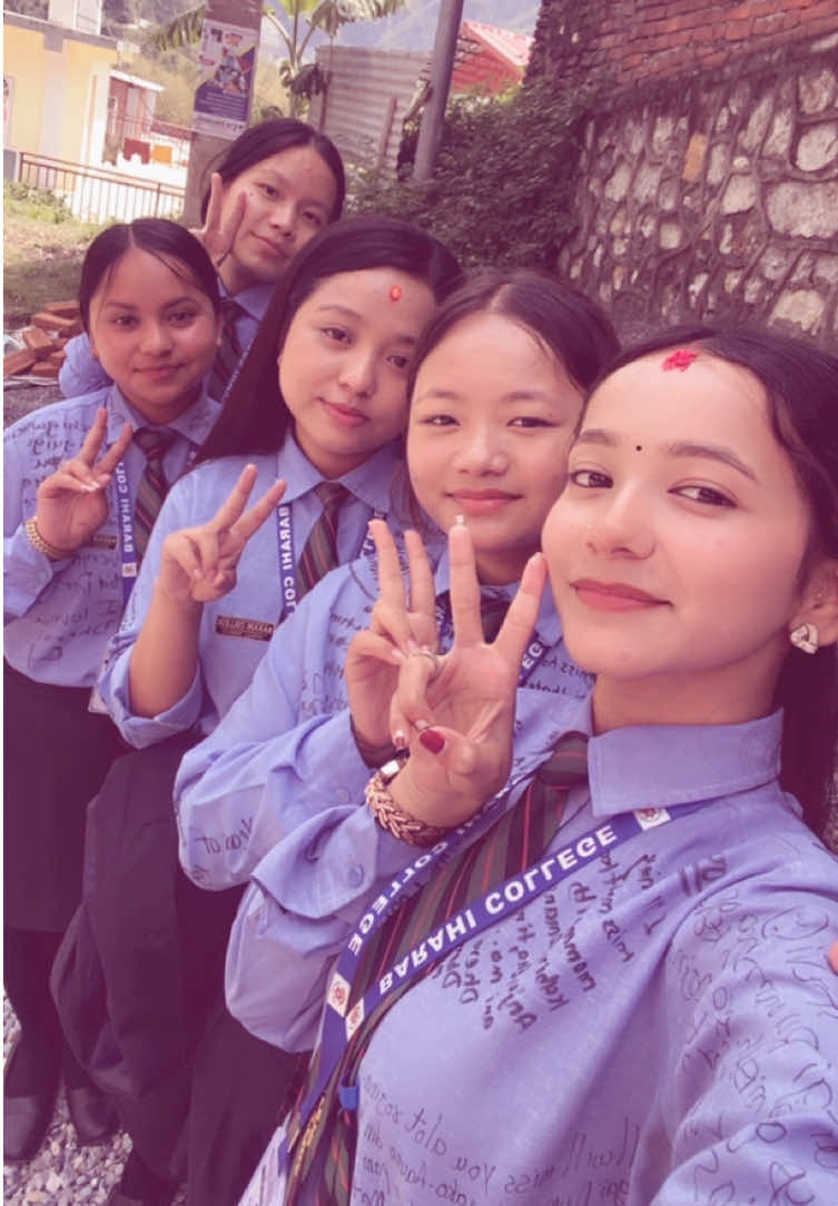 @Roजिना ✪