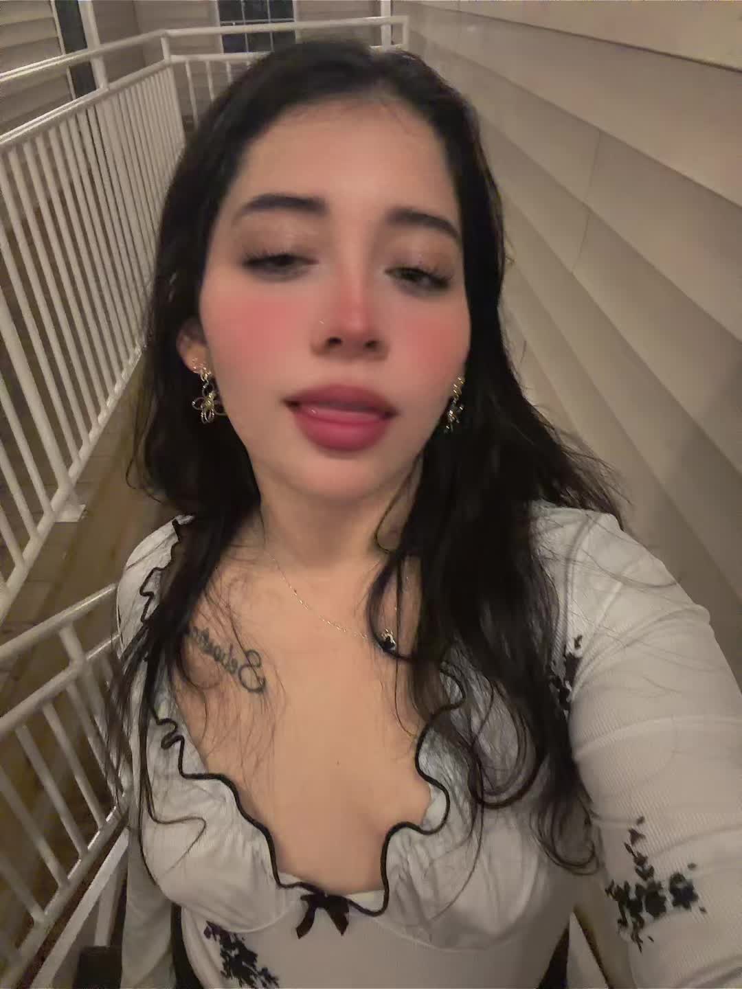 @Cami