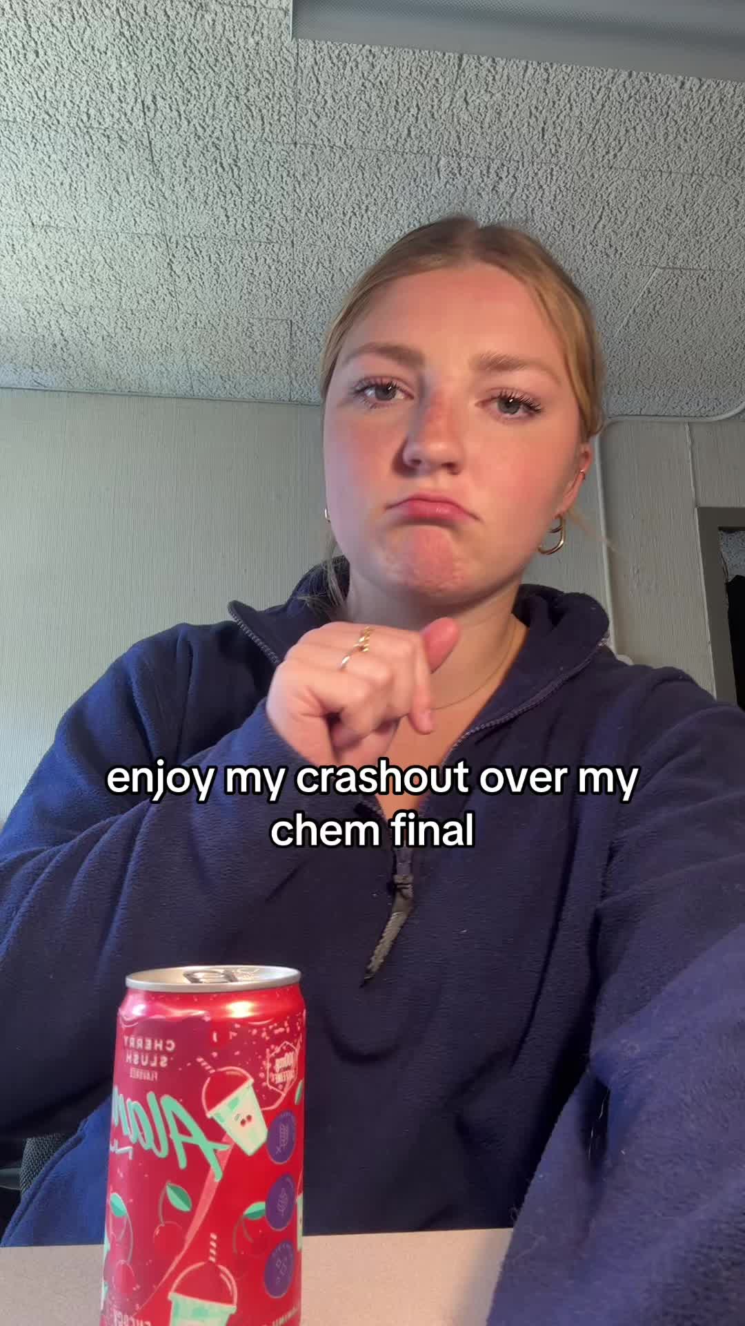 @laynie