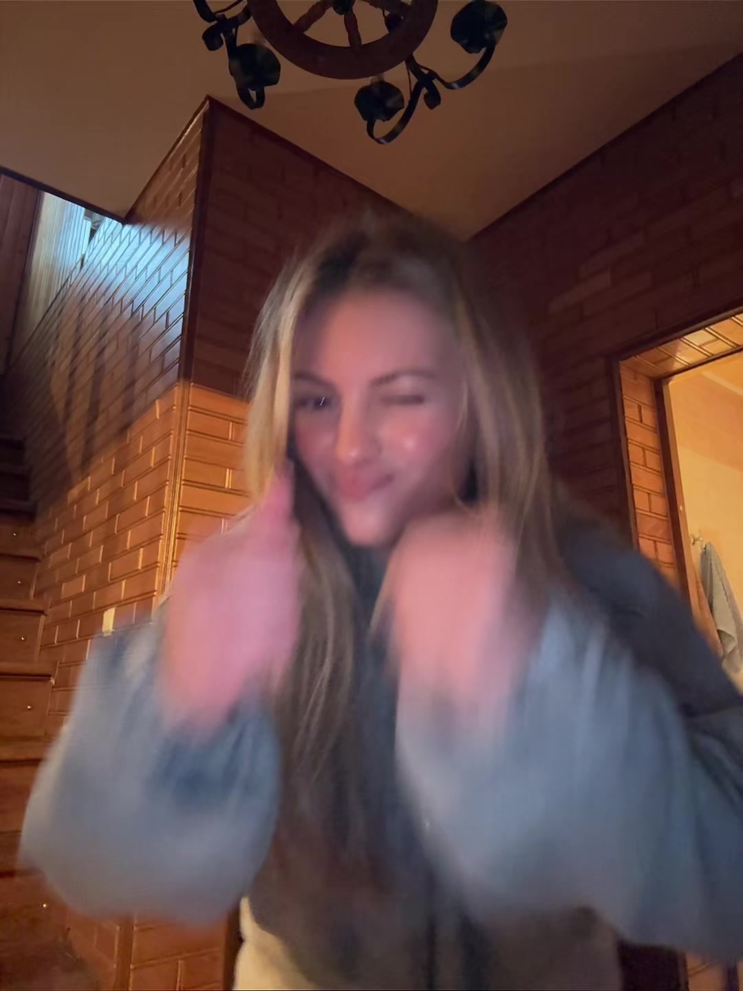 @Valeria