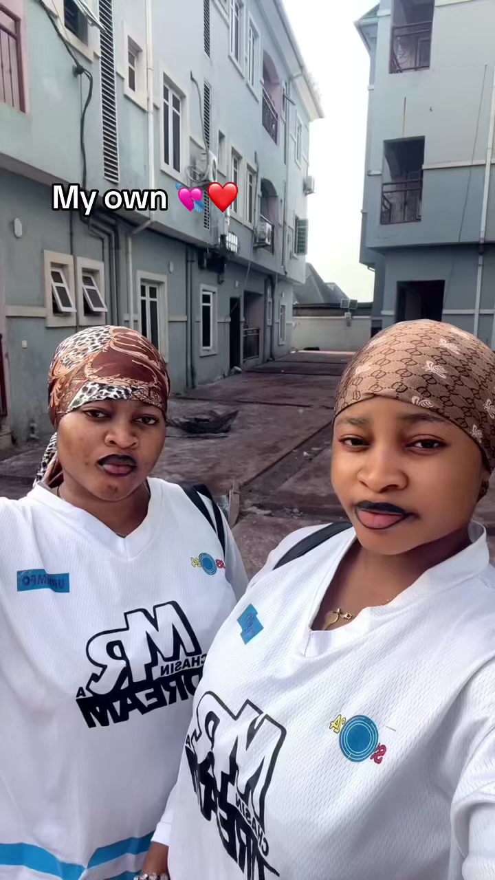 @Bella&Ella👯