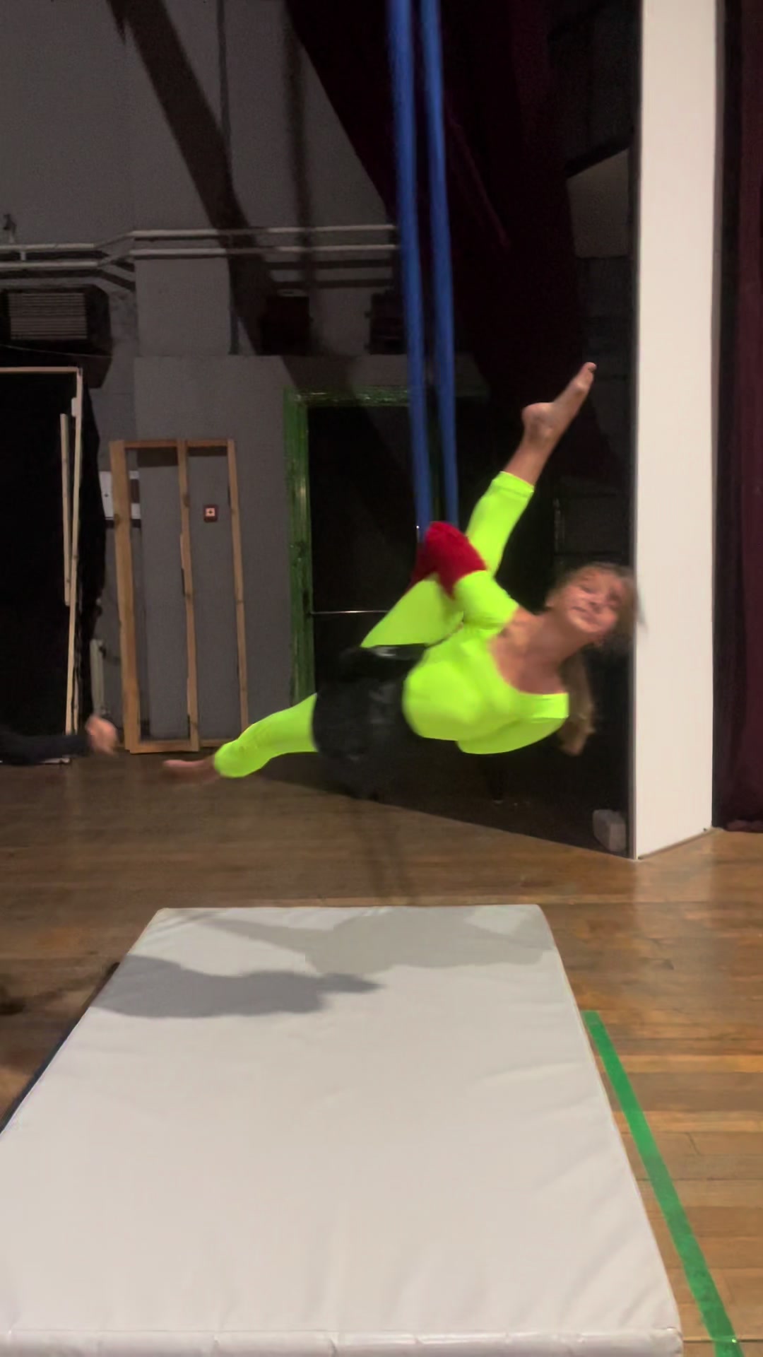 @Aerial Kris🤸&zwj;♀️