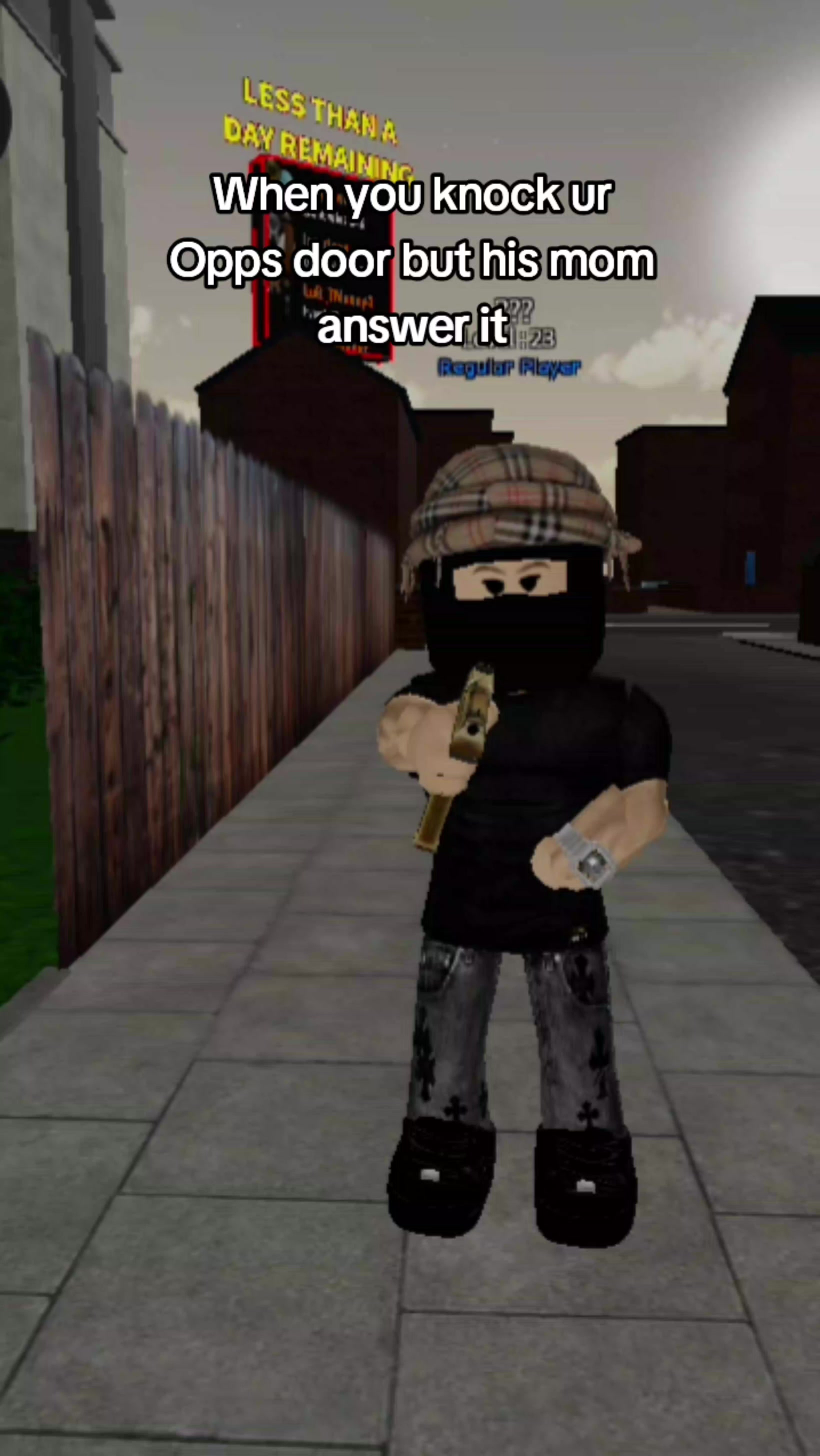 @🎩