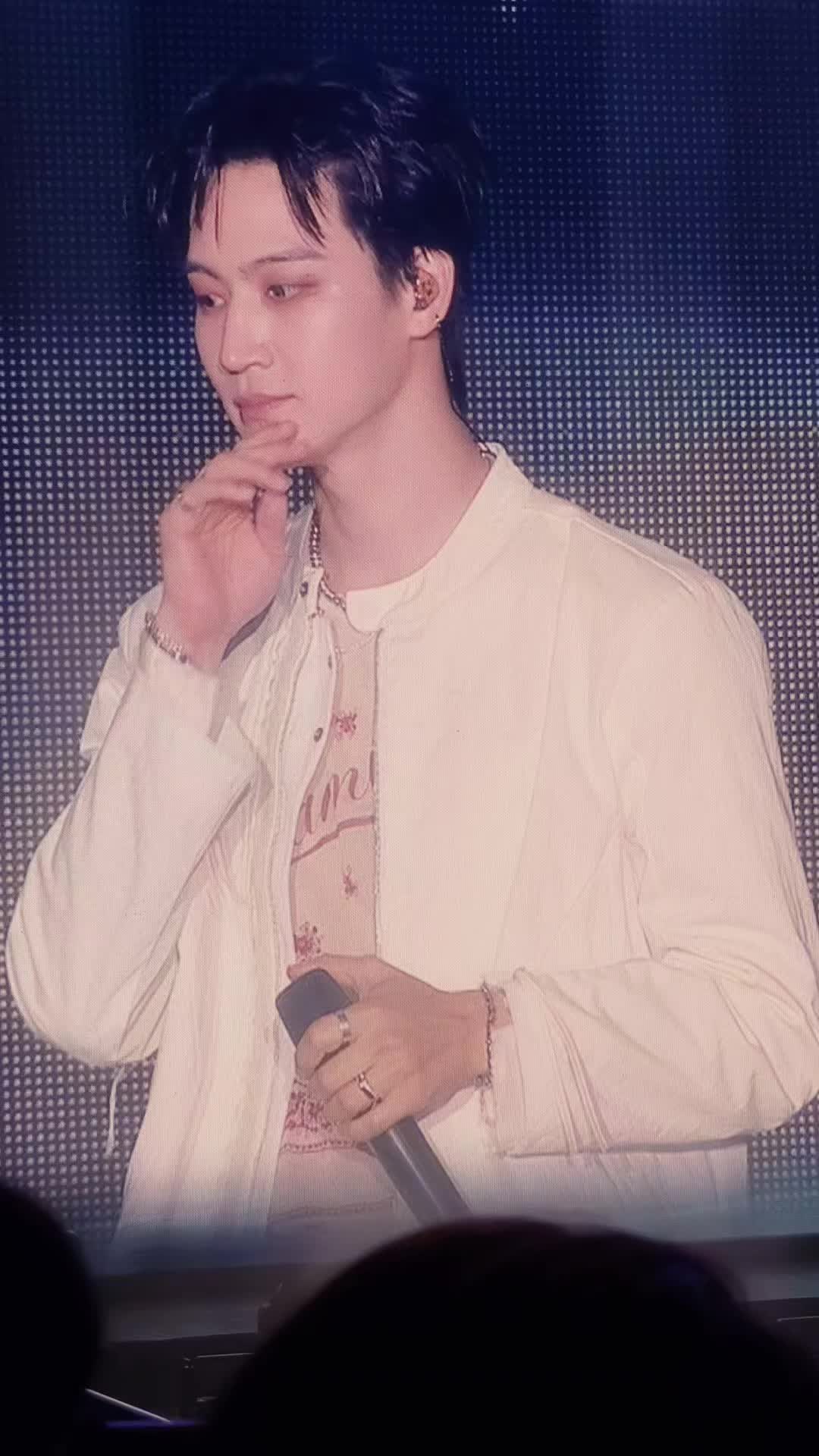 @DDJB💚got7forever🌴🐢🍑🌙🐍🐜