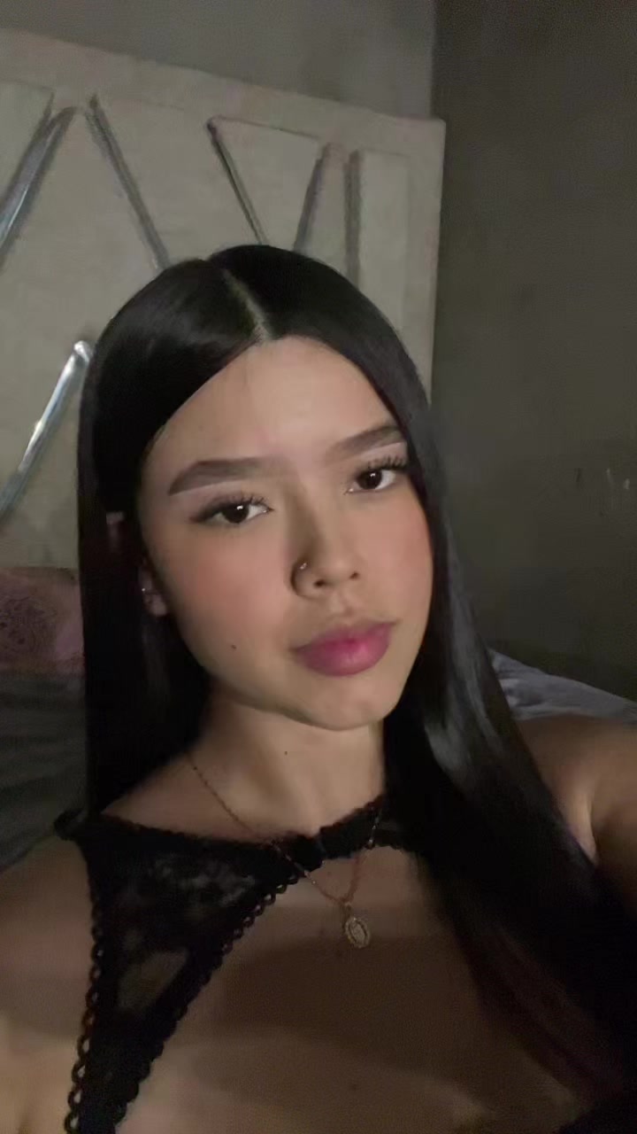 @𝐀𝐋𝐄💋