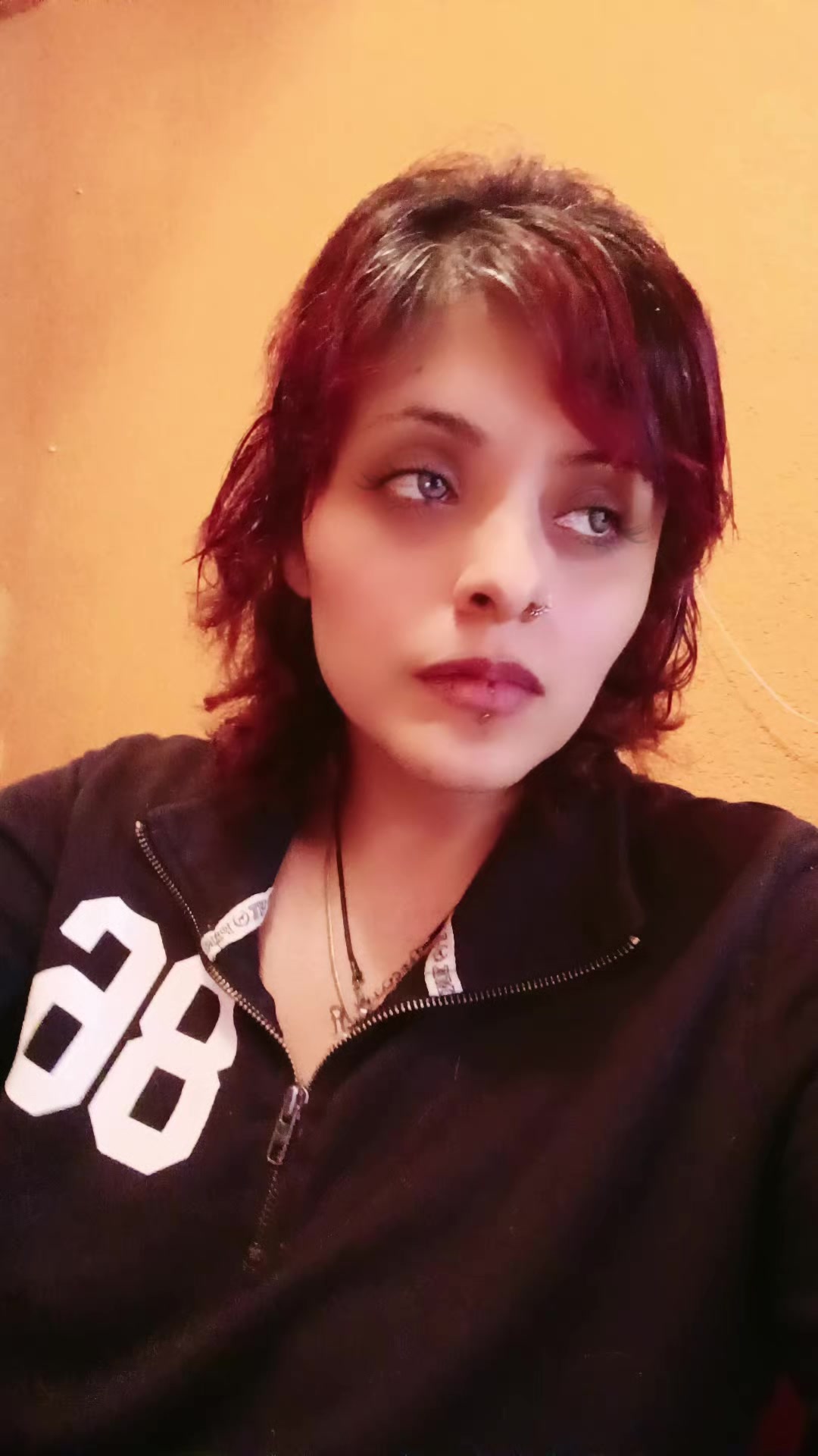 @🦉👻𝗠𝗜𝗟𝗔𝗡𝗘𝗦𝗔🎙️