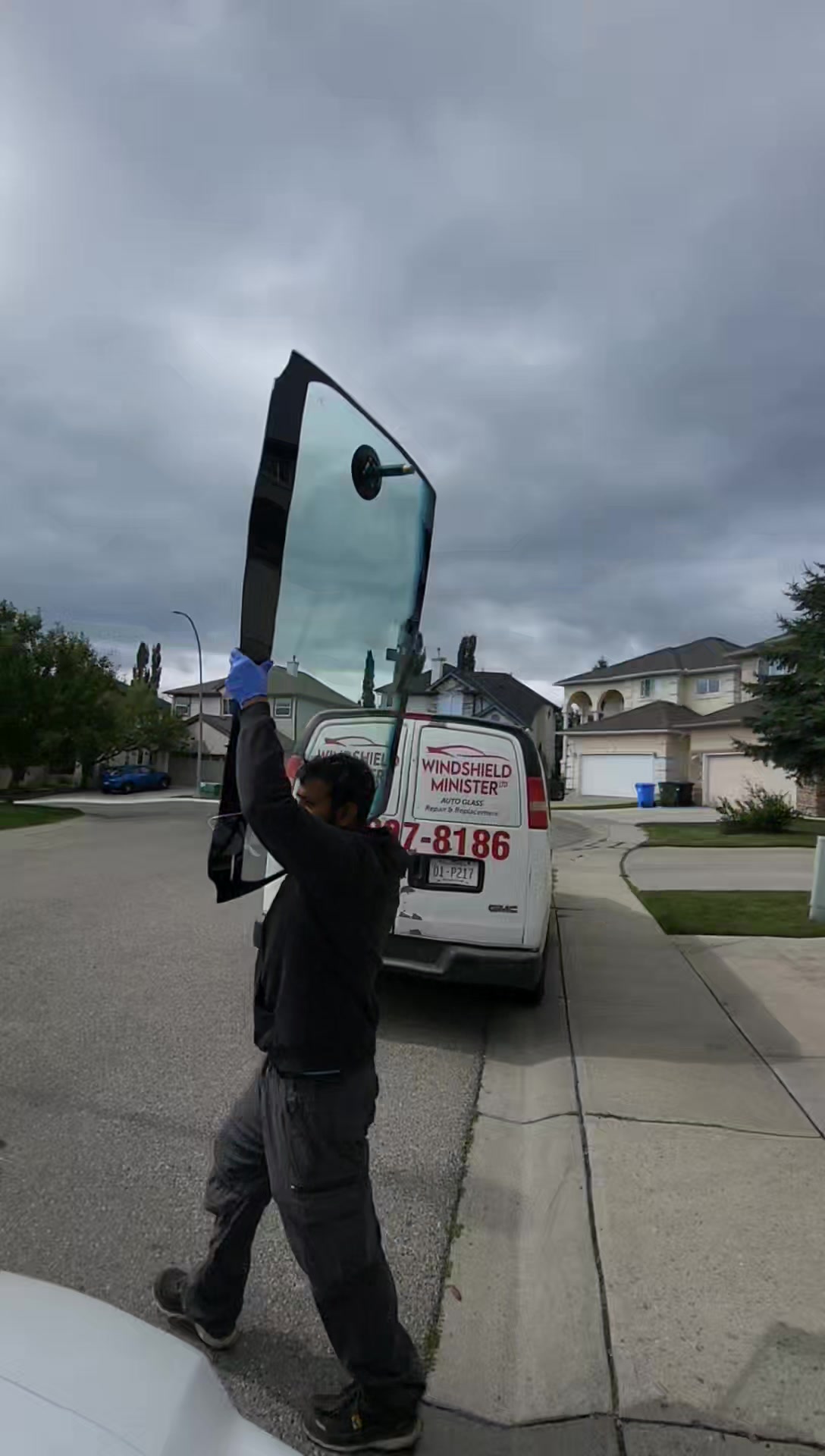 @windshield minister 5878978186