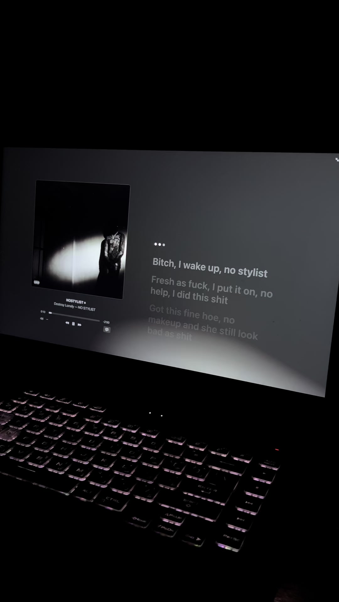 @LyricTop🎧
