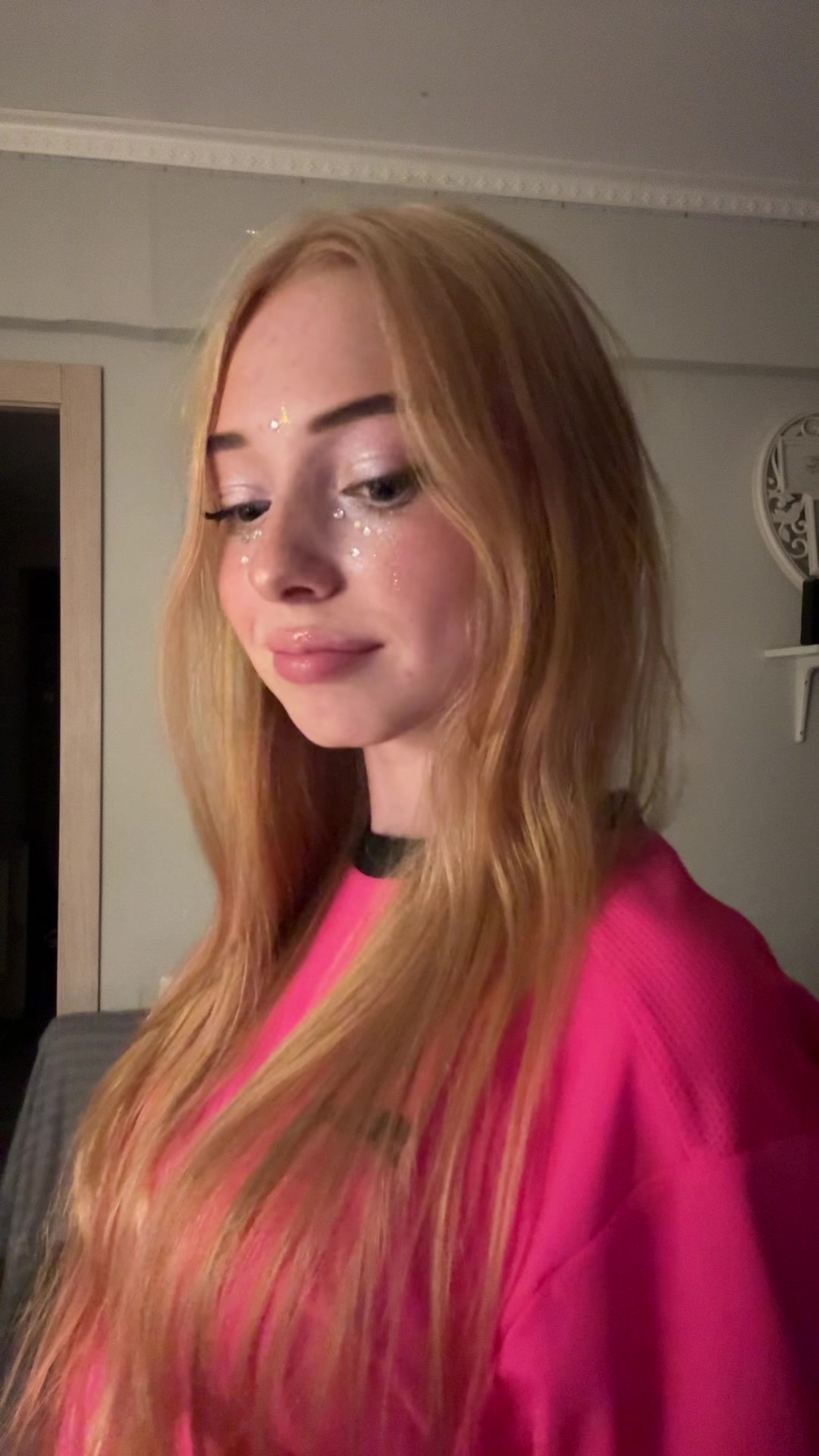 @викусик🌷