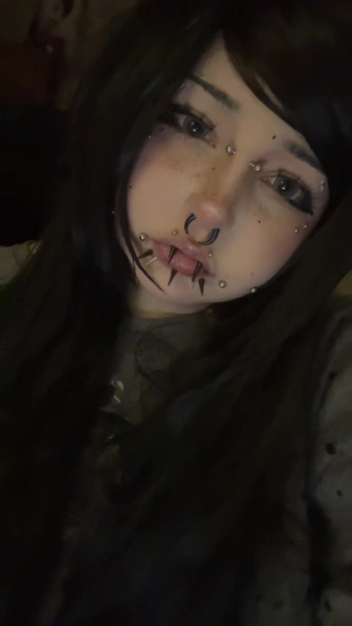 @elissabug