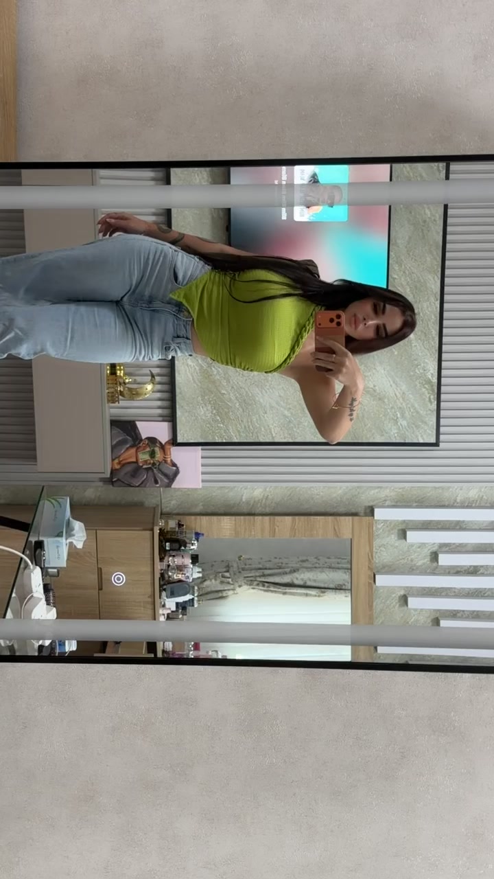 @Naya Zareq