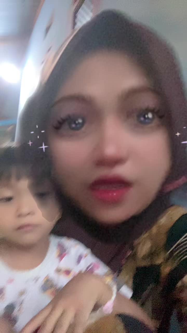 @Niaaa_199
