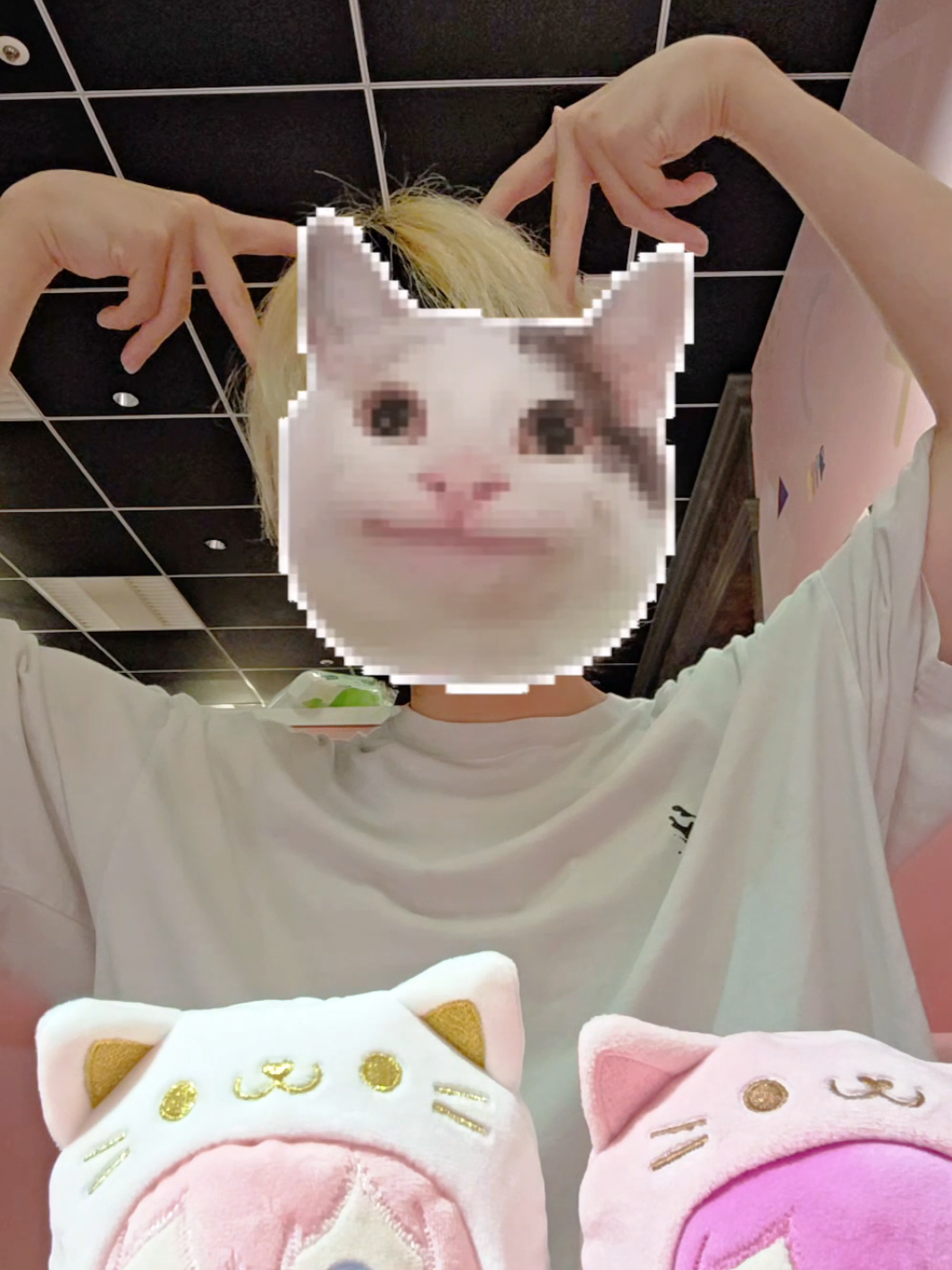 @やなと
