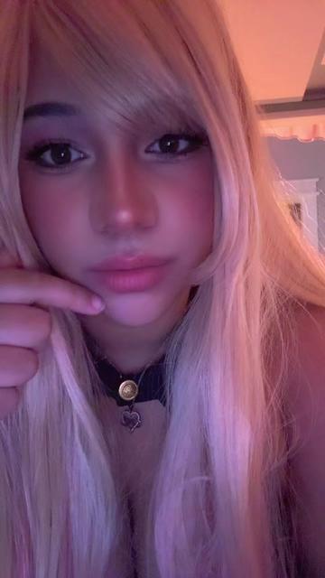 @strawbunnzie