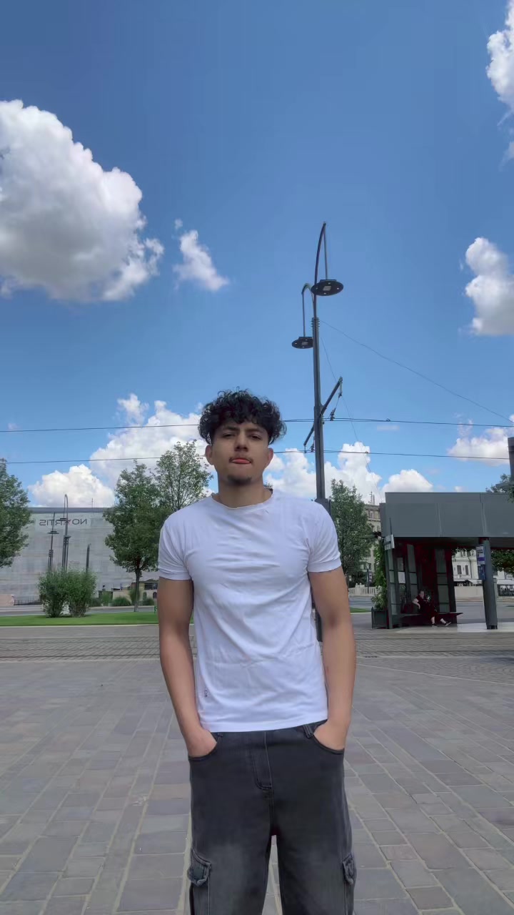 @dream_boy_aalok