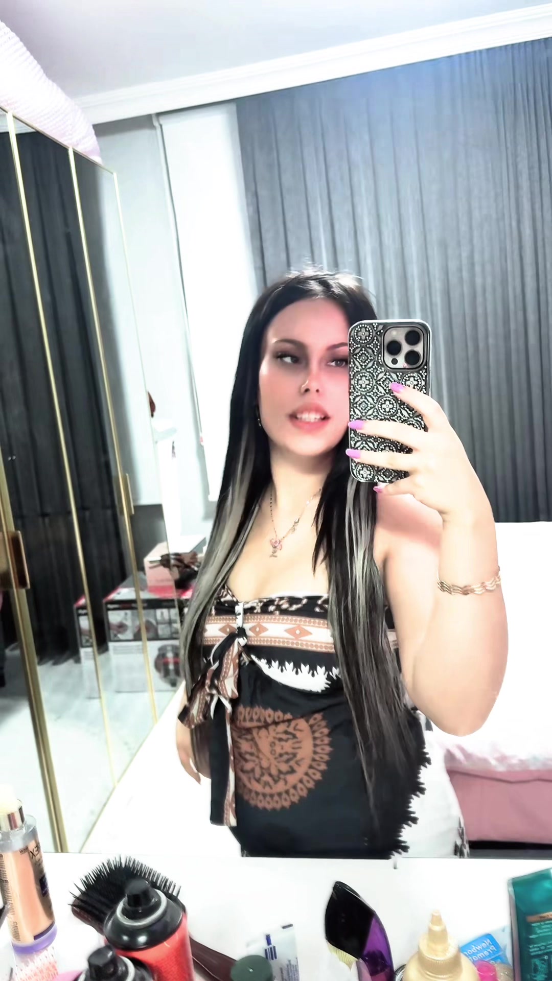 @Ayşenazz 🖤