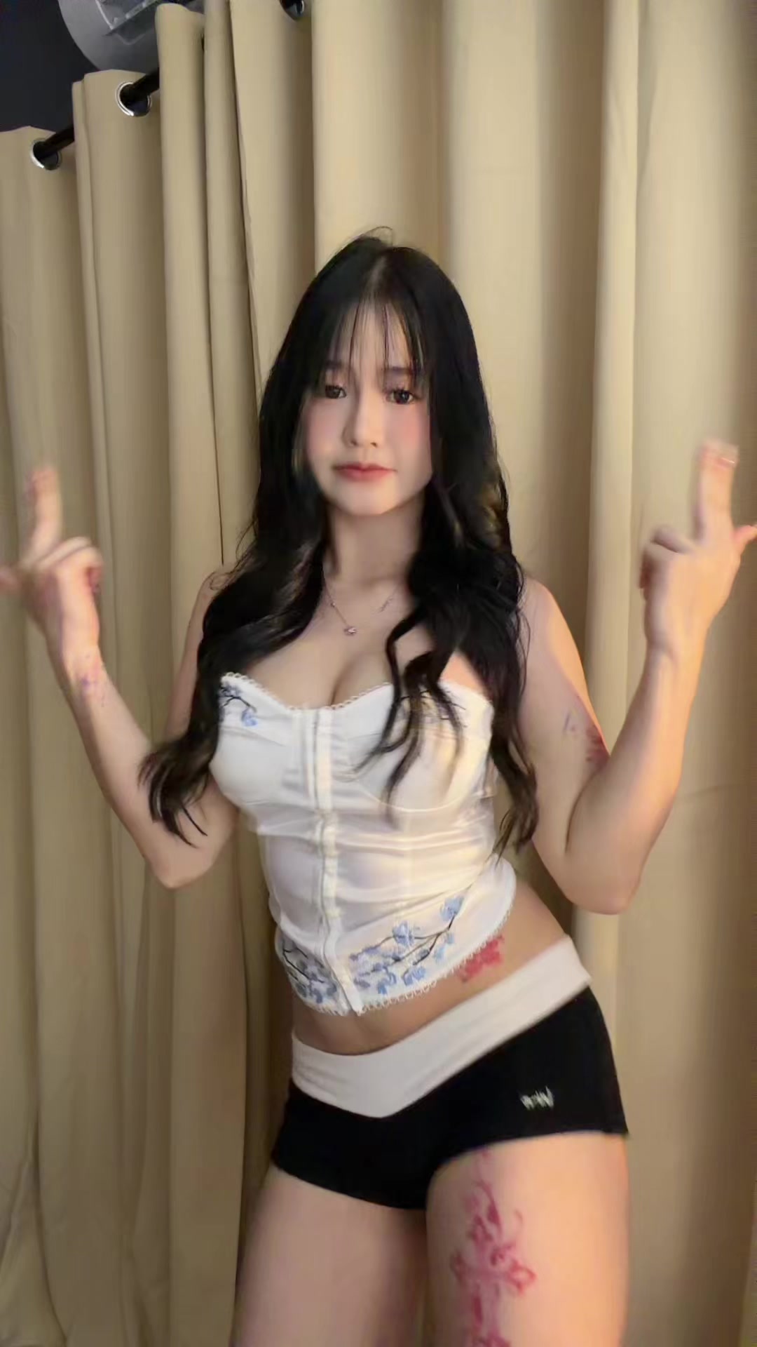 @_fxhsai