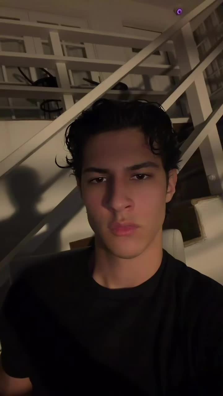 @marcushullaster