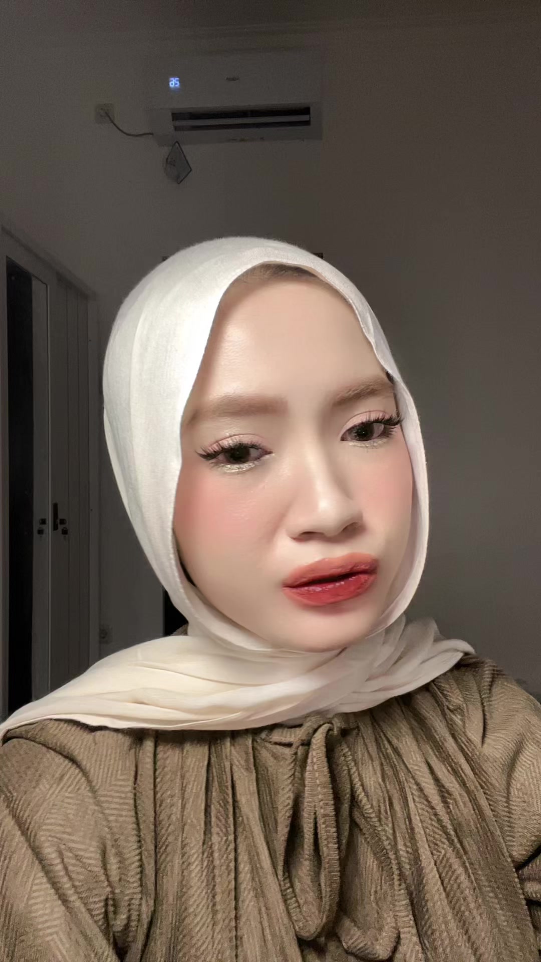 @alivaaliyaa