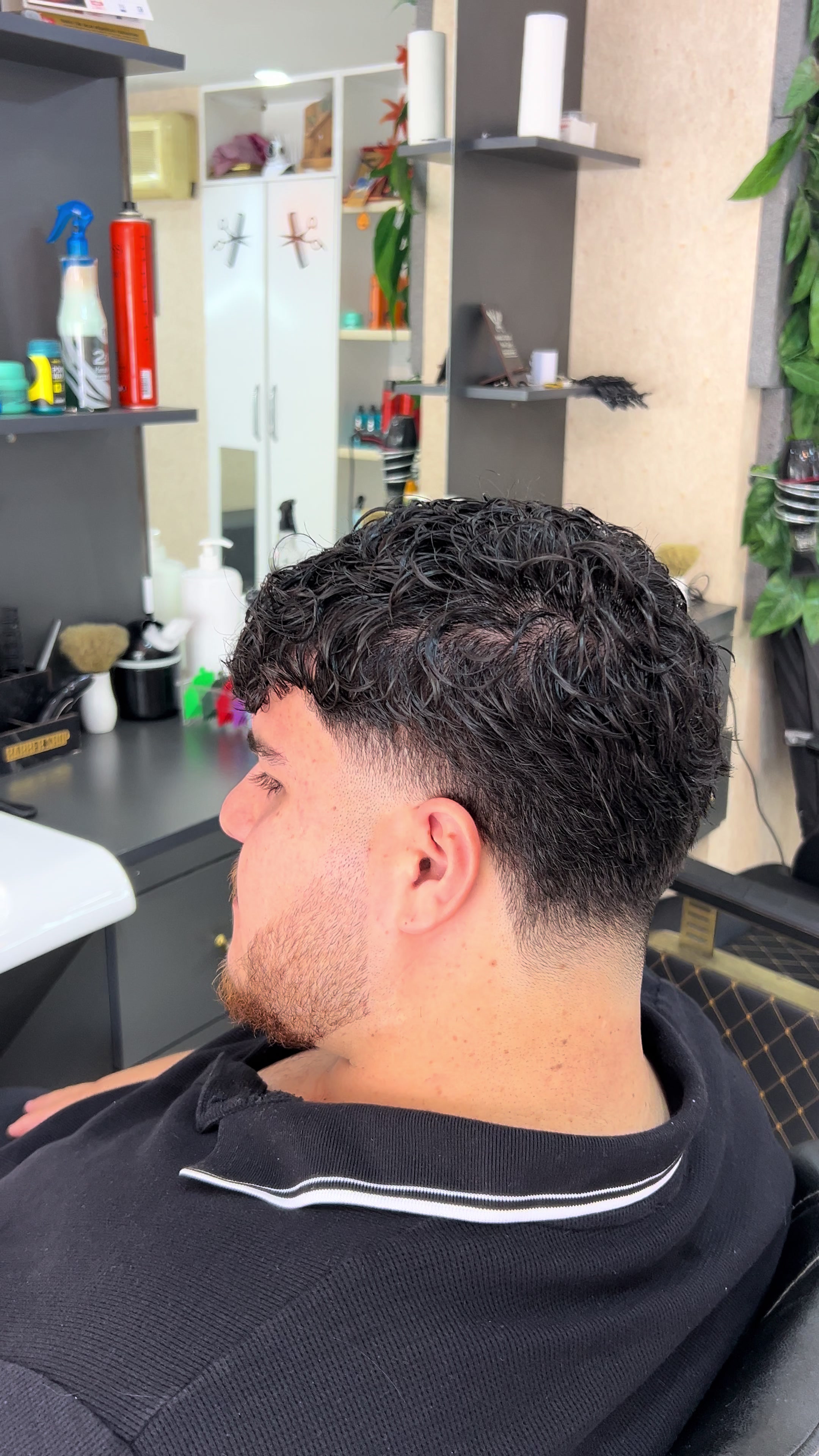 @İ.H.&Ccedil; KUAF&Ouml;R SALONU