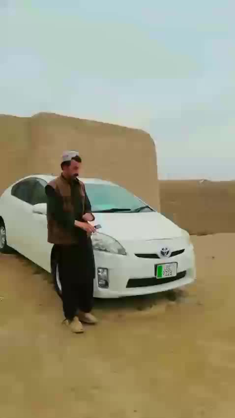 @izatullah2800