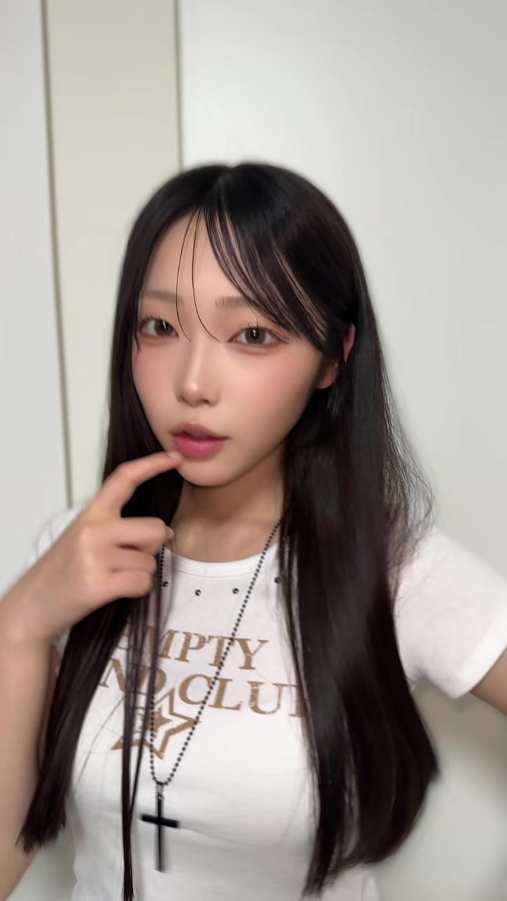 @るう