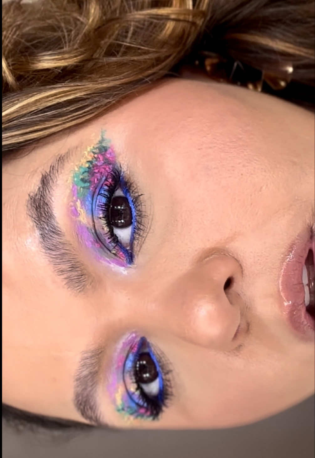 @Fernanda Suzz • Beauty Artist