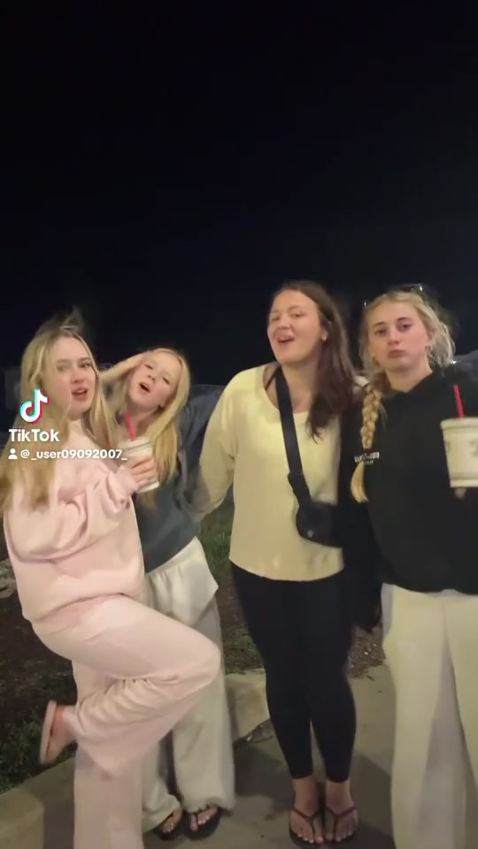 @haileyschwabbb