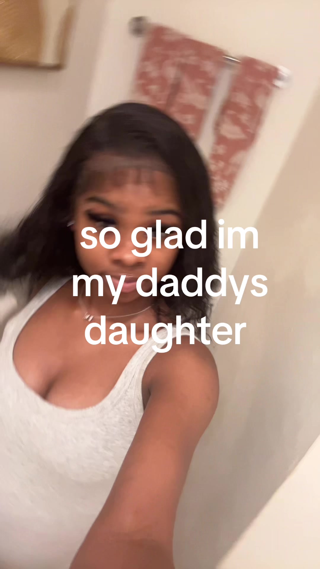 @yannalachelleee