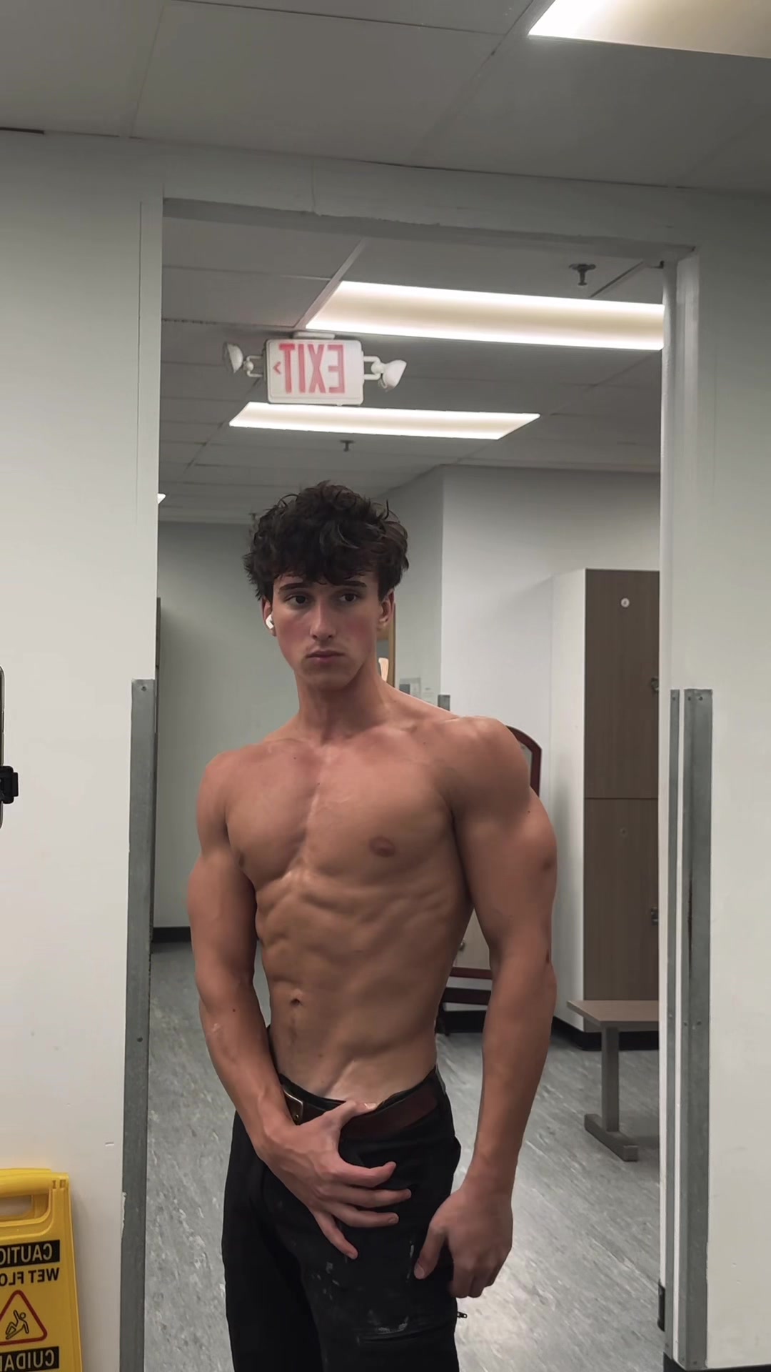 @secretroids