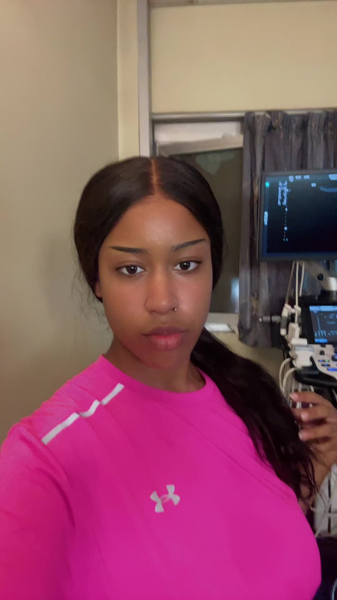 @𝐄𝐒𝐓𝐀 🌺👩🏽&zwj;🍼