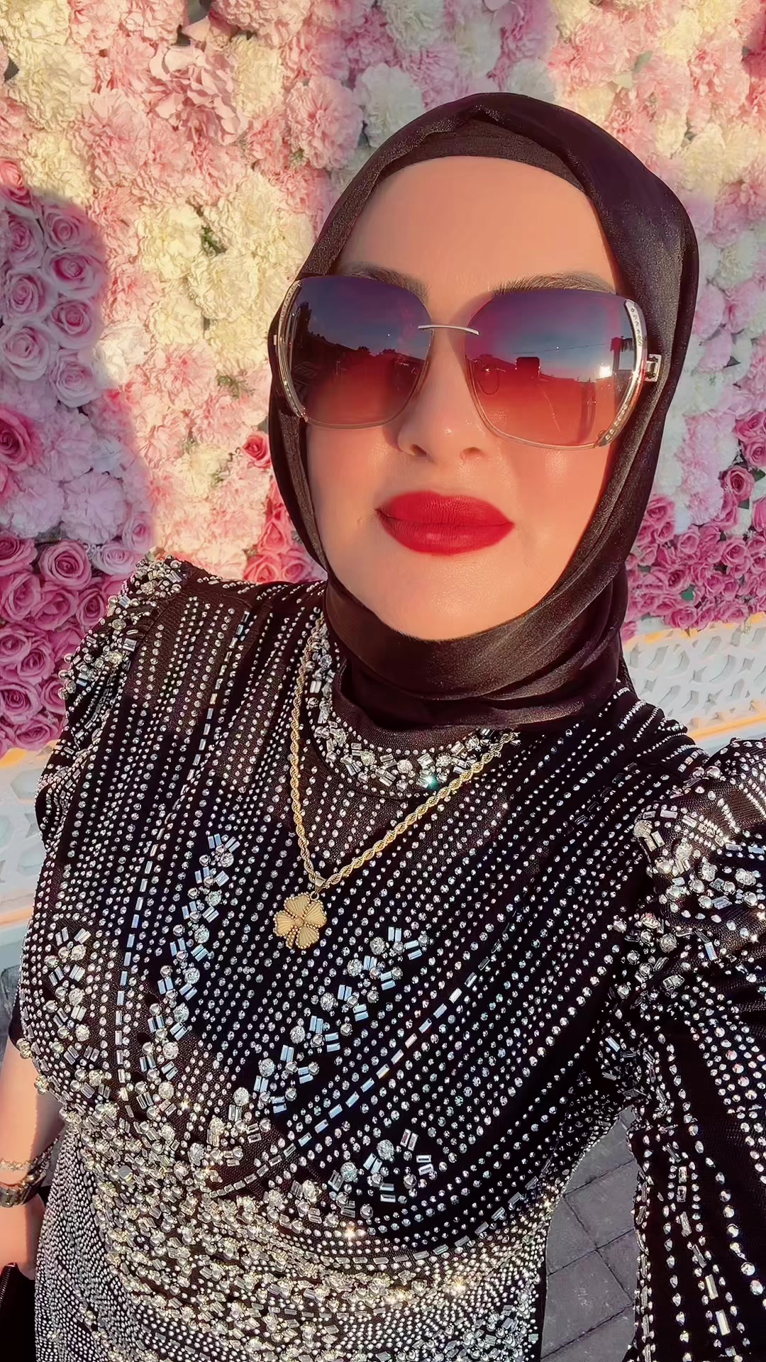 @Asiill ve güzel kadın🌹
