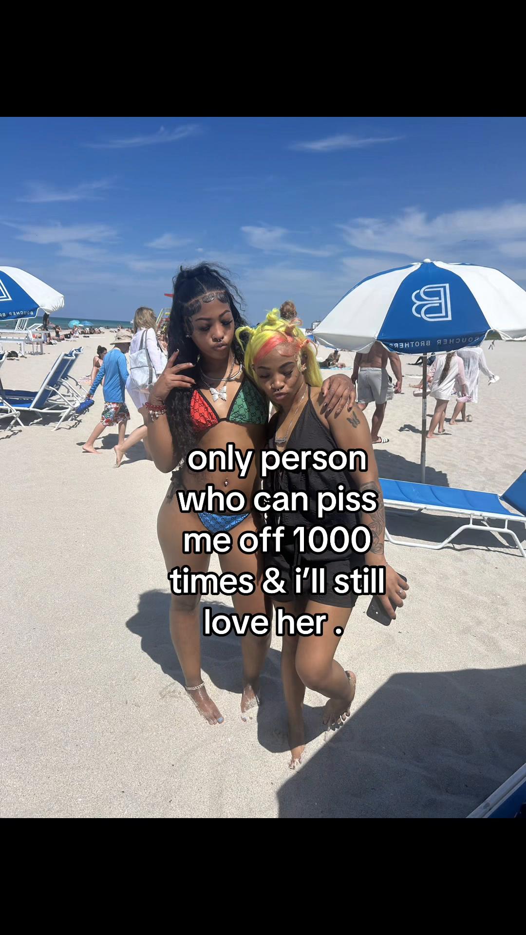 @👩🏽&zwj;❤️&zwj;💋&zwj;👩🏽