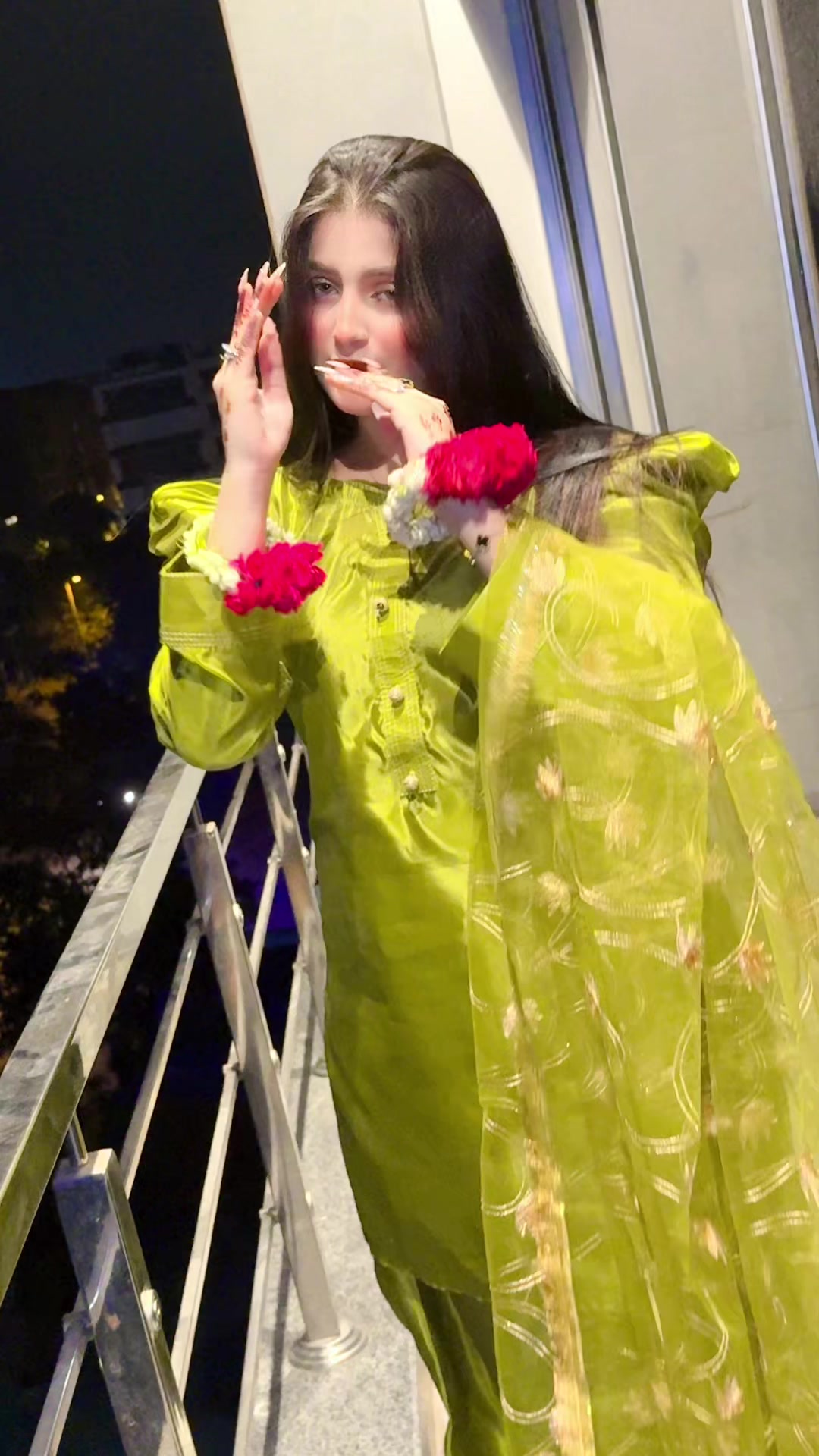 @Amna butt🌺