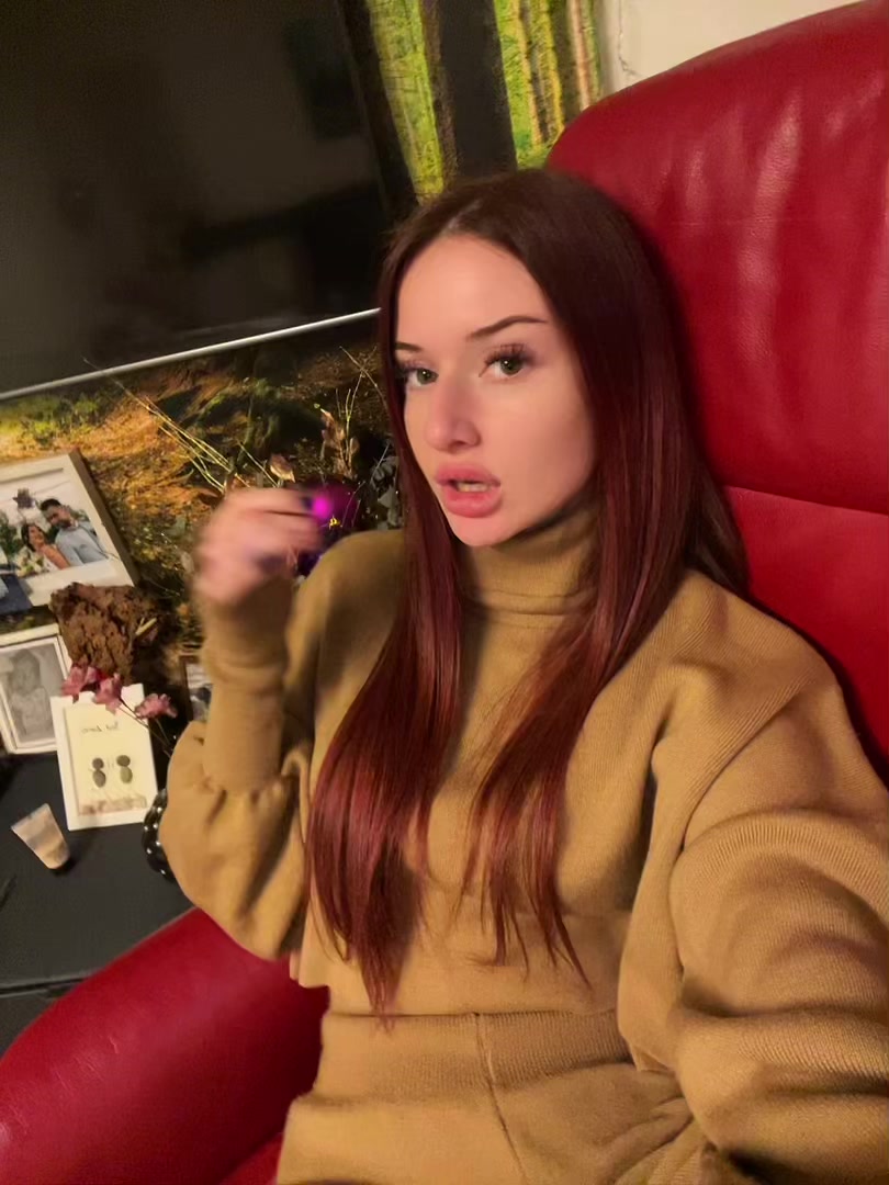 @𝐒𝐀𝐑𝐀♛