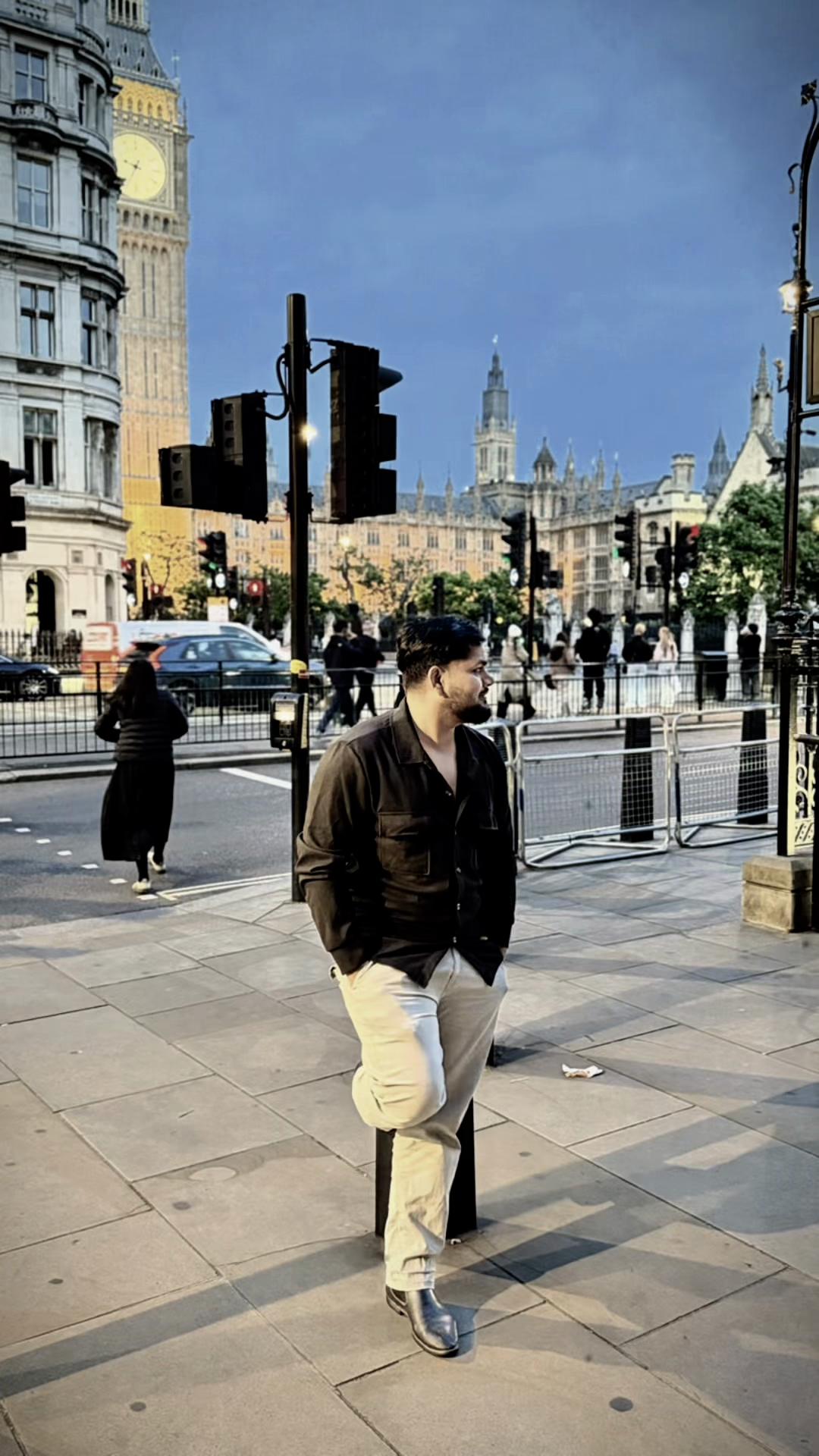 @𝓐𝓵𝓱𝓶𝓭𝓾𝓵𝓲𝓵𝓱🇳🇵to🇬🇧