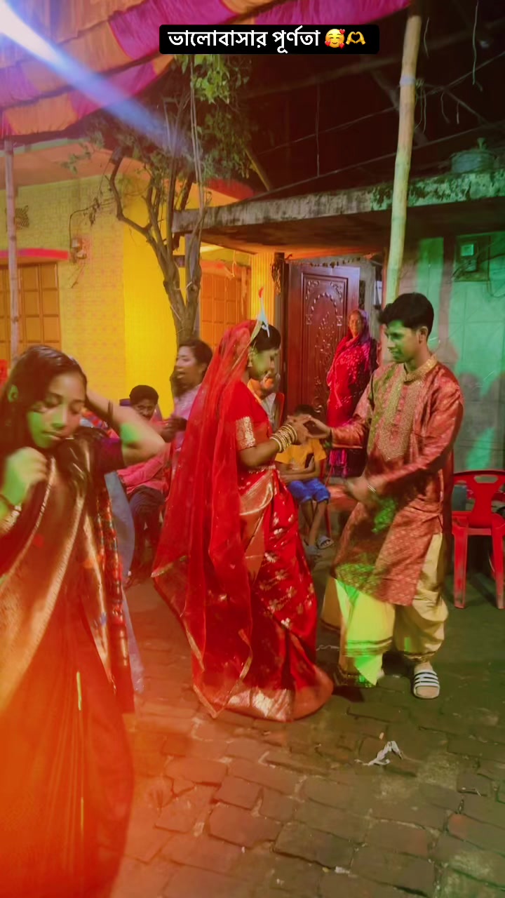 @- মায়া 🥀🫰