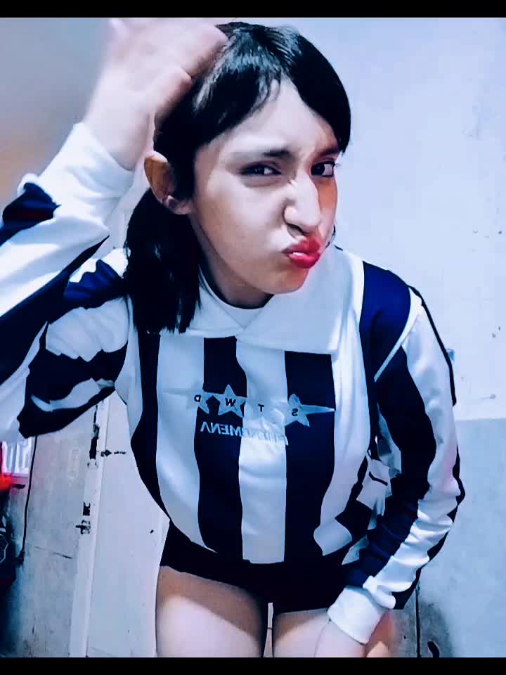 @Yazmii🍒